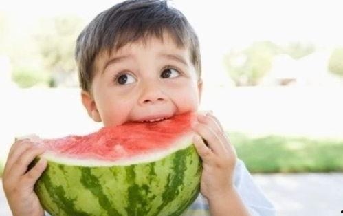 少年可期皇权富贵吃瓜,皇权富贵背后的吃瓜风云