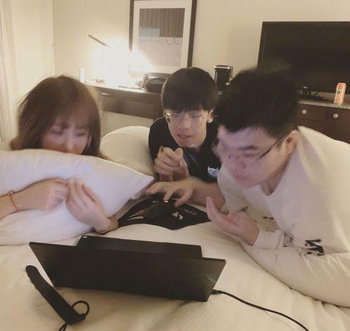 神算吃瓜直播间,揭秘娱乐圈幕后真相，带你领略明星们的真实生活