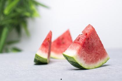 梦见吃西瓜吃瓜,揭秘吃西瓜的甜蜜奥秘